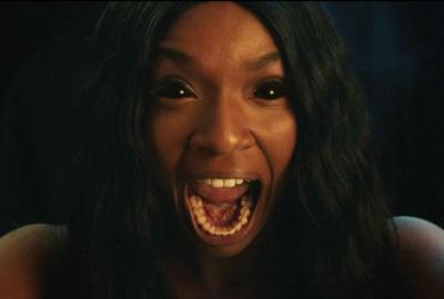 La Ciguapa Siempre woman with black eyes screams