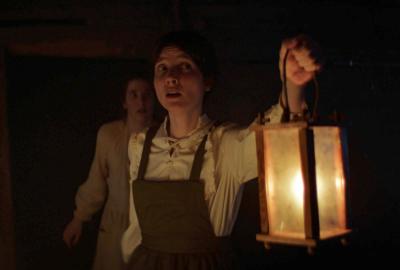 VÄSEN - Anna and Judith sees a Myling